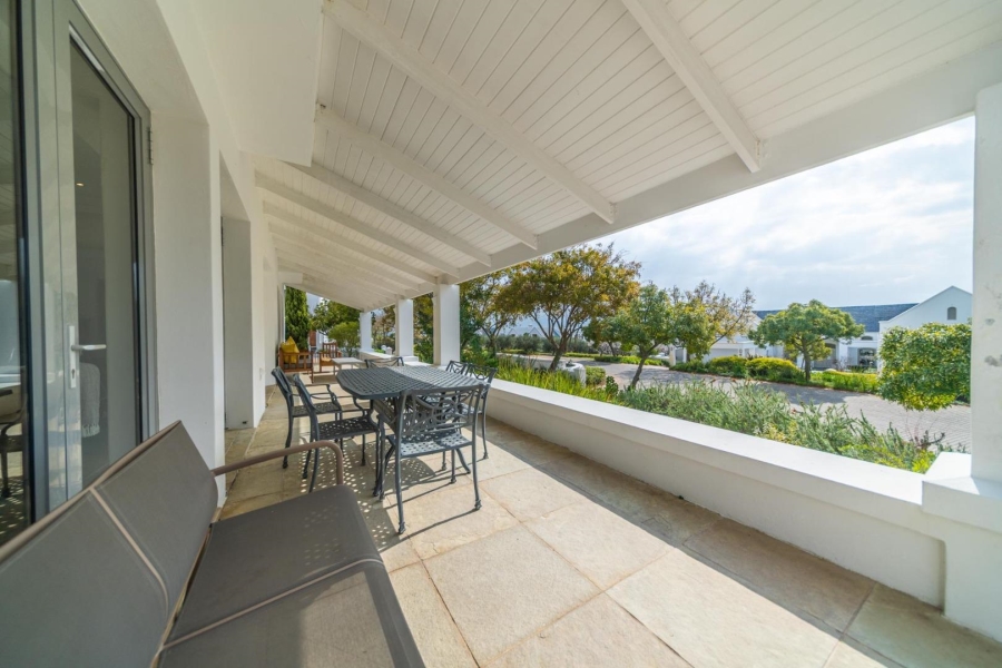 To Let 5 Bedroom Property for Rent in De Zalze Winelands Golf Estate Western Cape